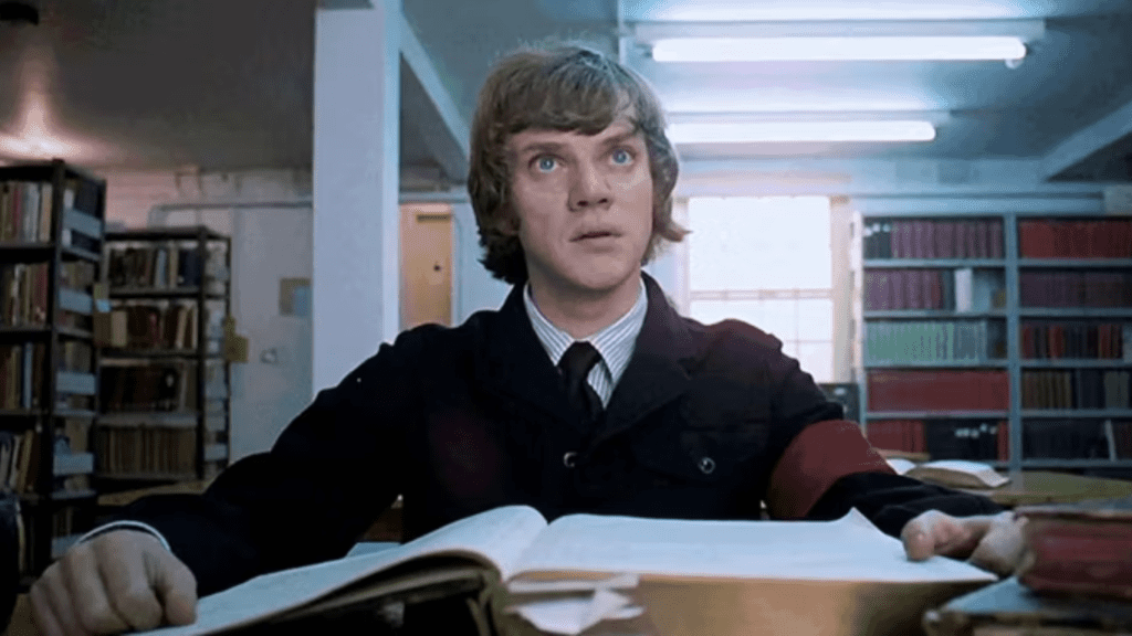 10 Classic Movies Where The Bad Guys Are The Main Characters - A Clockwork Orange (1971)