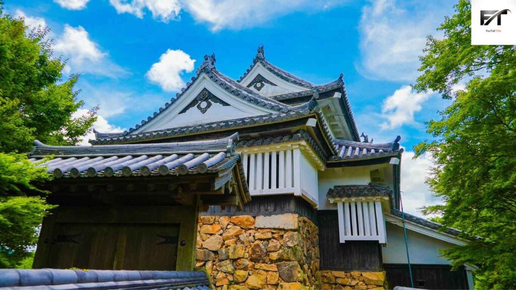 15 Best Things to See and Do in Japan - Explore Bitchu Matsuyama Castle